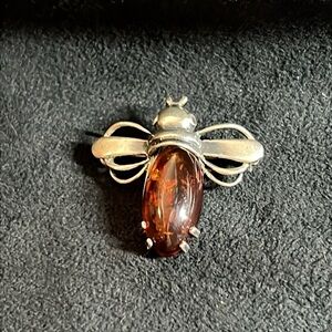 Sterling and amber bumble bee pin